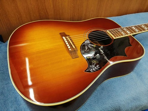 Gibson usa hummingbird - gibson,