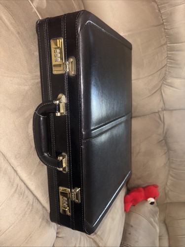 American tourister executive - american,
