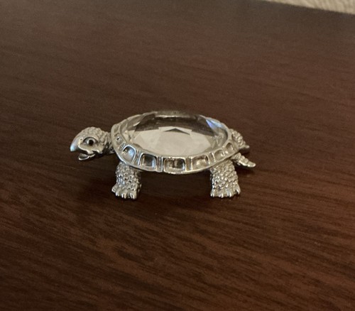 Silver coloured metal and - metal,