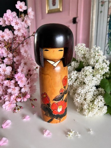 Vintage kokeshi doll japan - kokeshi,