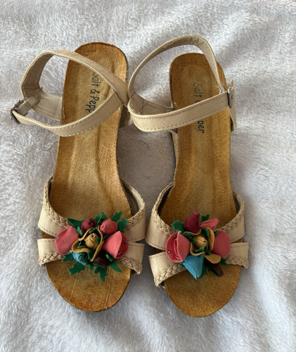 Salt pepper beige floral - &,
