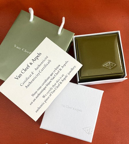 Van cleef package - van,