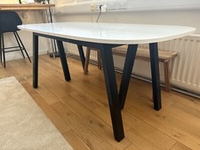 IKEA Oppeby Oval Dining Table – High Gloss White – 6-Seater – Excellent Conditio