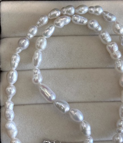 Irregular baroque pearl - irregular, strand