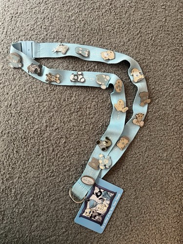 Blue nose friends pins - blue, x18