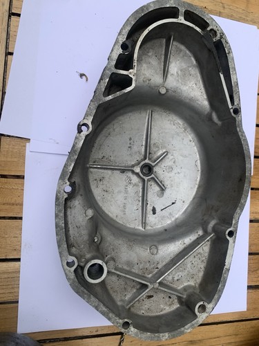 Suzuki t500 clutch cover - t500,