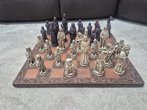 Medieval camelot theme - medieval, figures