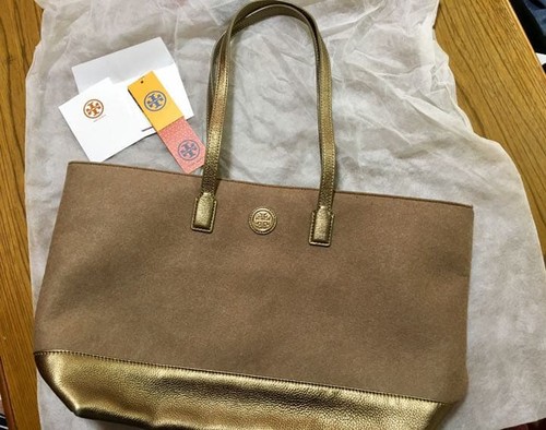Excellent condition tory burch - excellent,