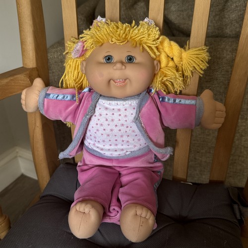 Cabbage patch kids - doll, noemi