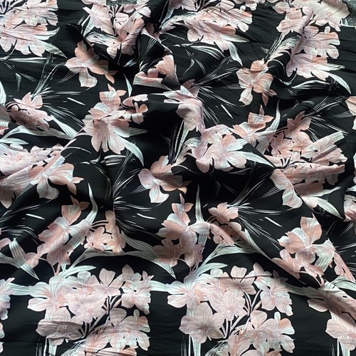 Metres 100 challis viscose - 100%,