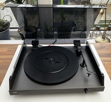 NAD 5120 Turntable Ortofon