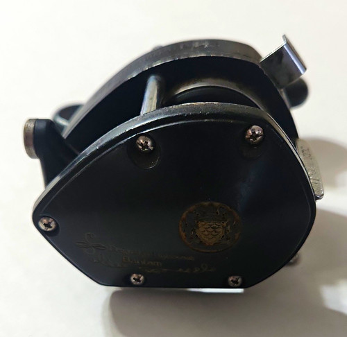 Shimano vintage black casting - shimano,