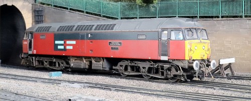 Bachmann 817 class - 32-817,