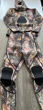 NWOT LayaTone Men's Camo