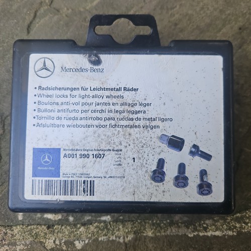 Mercedes benz wheel locks - mercedes,