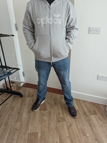 Adidas originals script - 🔥,