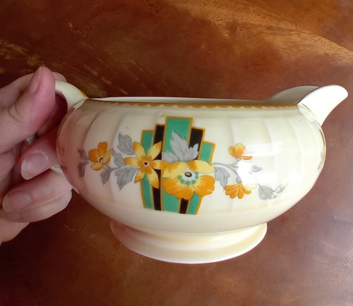 Grindley gravy jug - jug, boat