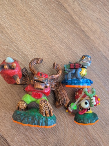 Skylanders bundle figures - 3,