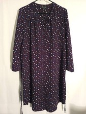 41 Hawthorn-Blue White