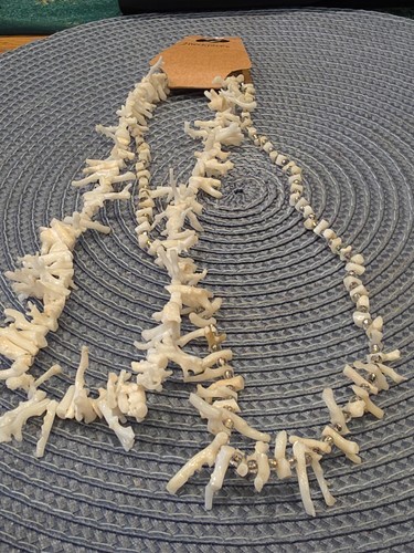 Vintage coral necklace - vintage,