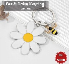 Bumble bee daisy key - bumble, tag