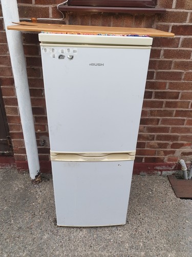 Bush fridge freezer full - bush,
