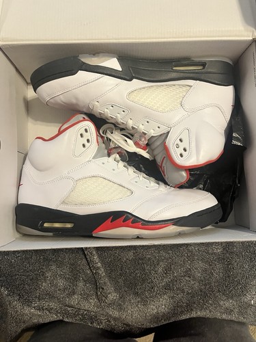 Air jordan fire red 2020 - red,