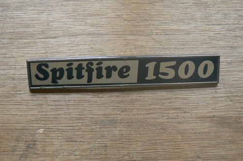 Triumph spitfire 1500 badge - 1500,