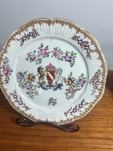 Chelsea style armorial plate - chelsea,