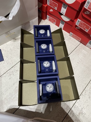 Swatch omega mission - omega, to