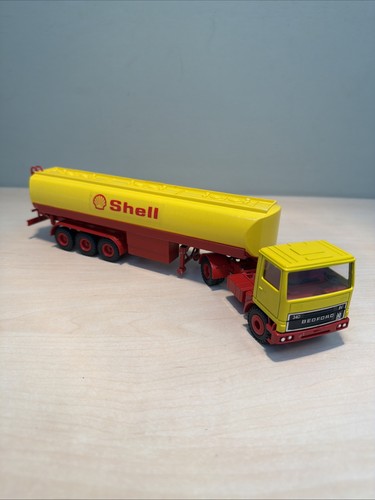 Scale model bedford 340 - model,