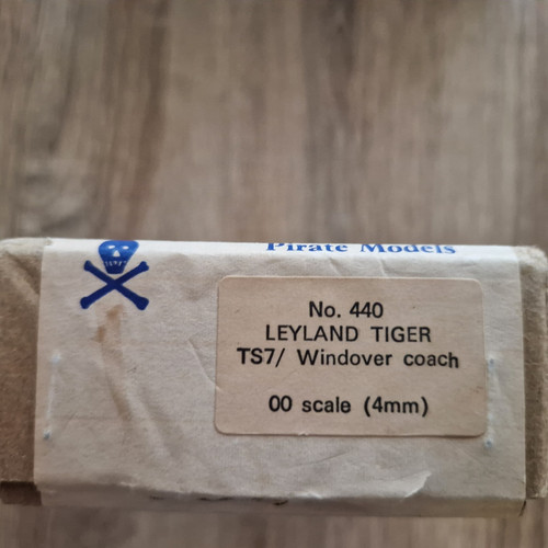 Pirate 440 leyland ts7 - oo,