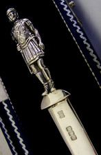 SUPERB IRISH ENGLISH SOLID