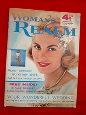 Vintage WOMAN'S REALM Magazine : 9th April 1960 + Family Cooking Booklet