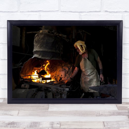 Blacksmith fire pit kettle