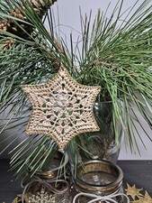 Beige/gold Crochet Snowflakes