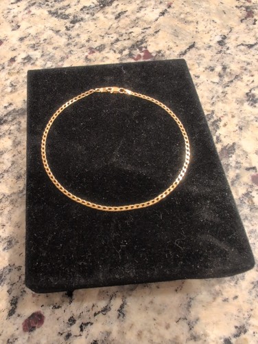 18k yellow gold figaro chain - yellow,