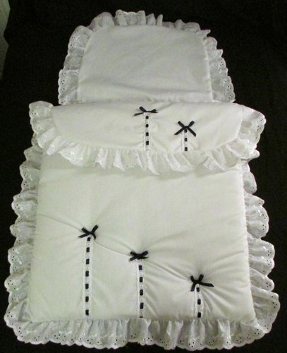 Coach built pram - bedding, quilt