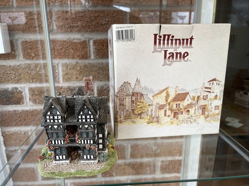 Lilliput lane the - lane, priests