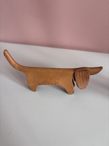 Dachshund sausage dog - sausage, leather