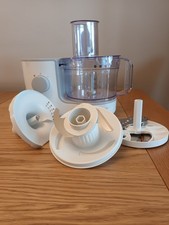 Kenwood FP120 Food Processor
