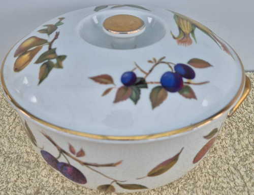 Royal worcester china - china, evesham