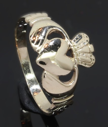 Carat yellow gold claddagh - carat,