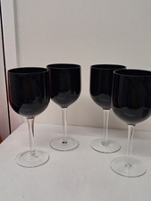 4 x Black Wine