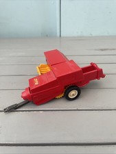 BRITAINS FARM 1:32 SCALE MODEL