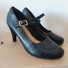 CLARKS DALIA MILLIE WOMENS