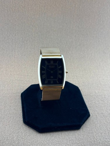 Black dial vintage seiko - seiko, slim