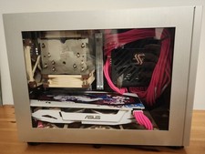 Gaming PC RX480 Ryzen 7 1700X Ncase M1 custom cables Noctua Anime