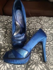 BNWOT Electric Blue Platform Snakeskin Peep Hole Toe Stilleto Shoes Size 7