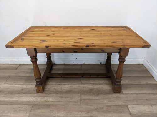 Dining table classic pine - table,